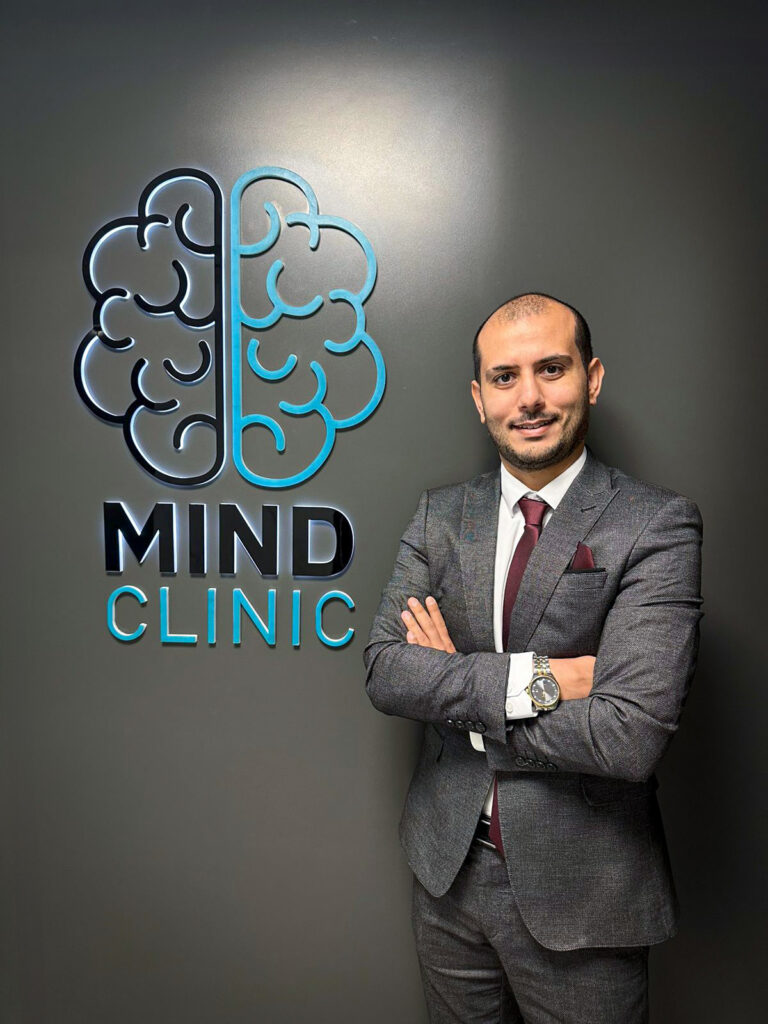 د. محمد زهران طبيب نفسي | المدير الطبي لعيادات Mind Clinic